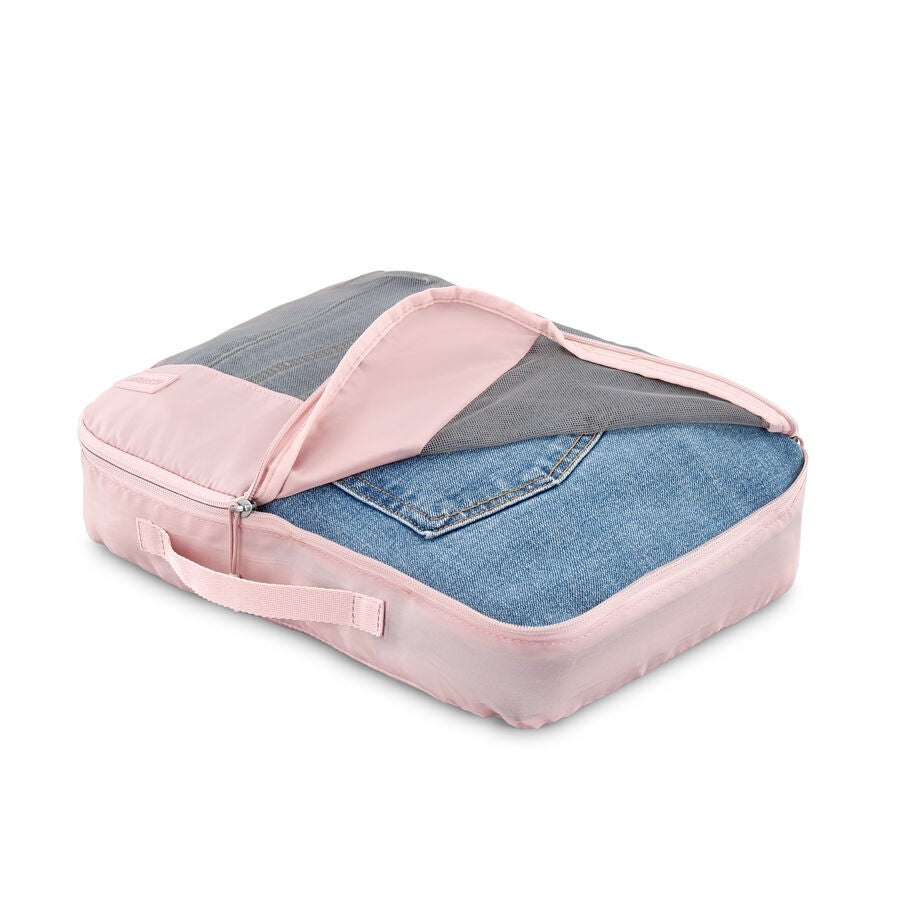 American Tourister Stratum 3.0 3 Piece Packing Cubes in the color Pink Blush. image number 6