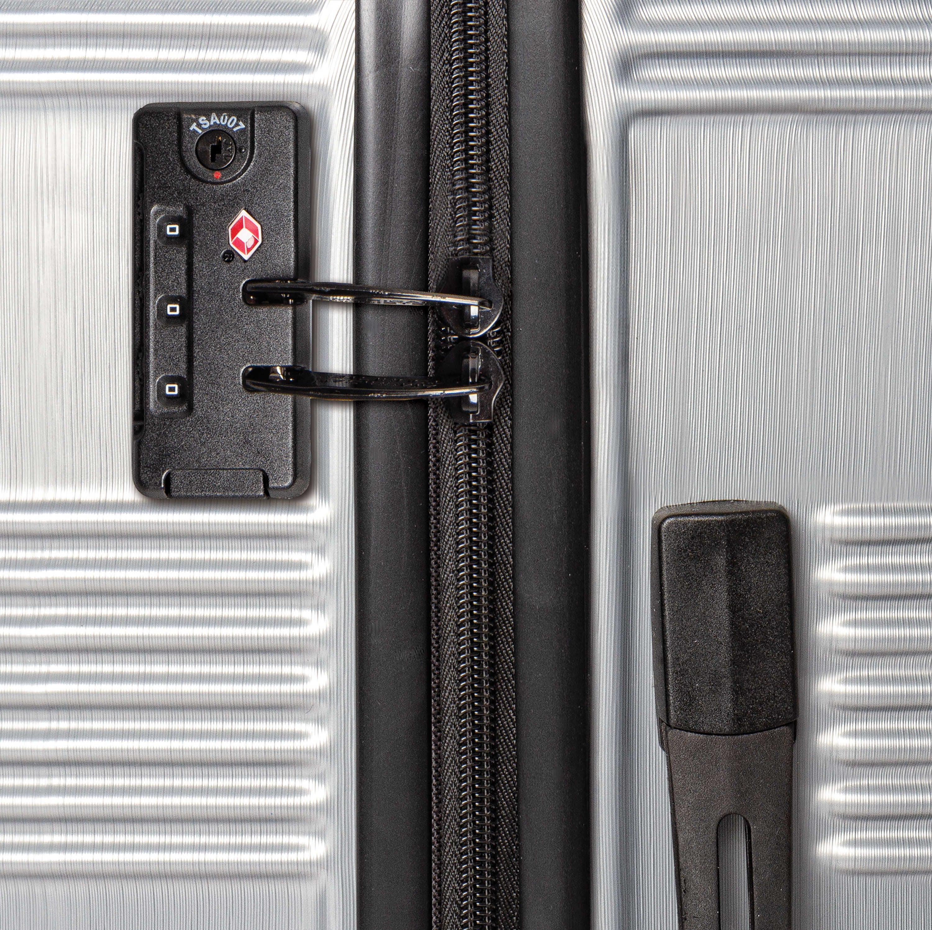 Buy American Tourister UNIFY Spinner Carry On for CAD 195.00