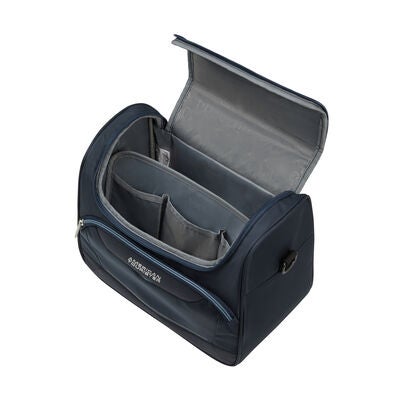 American Tourister SummerRide Trousse de toilette grand in the color Marine.