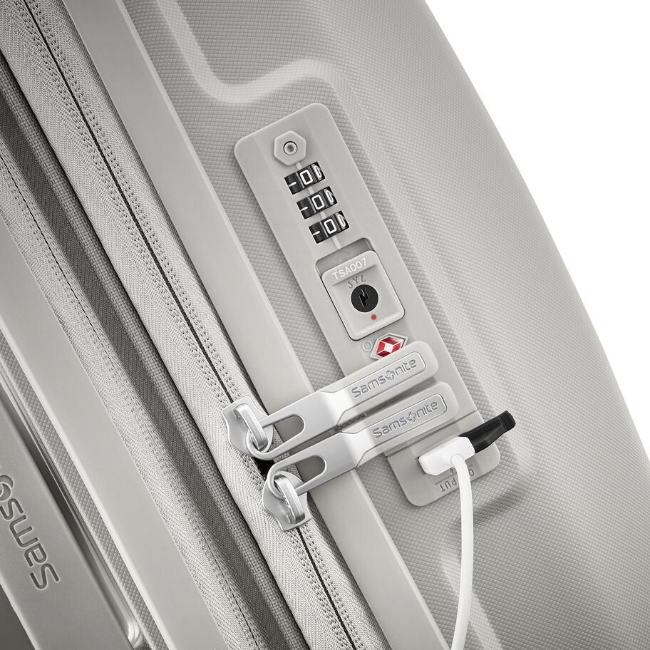 Samsonite Outline Pro Spinner Carry-On&trade; in the color Stone Grey. image number 6