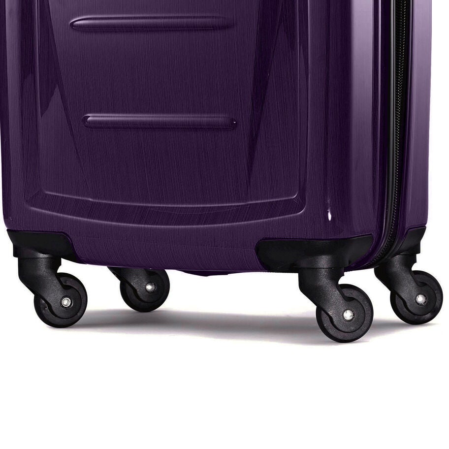 Samsonite Winfield 2 Fashion Medium Spinner in the color . image number 3