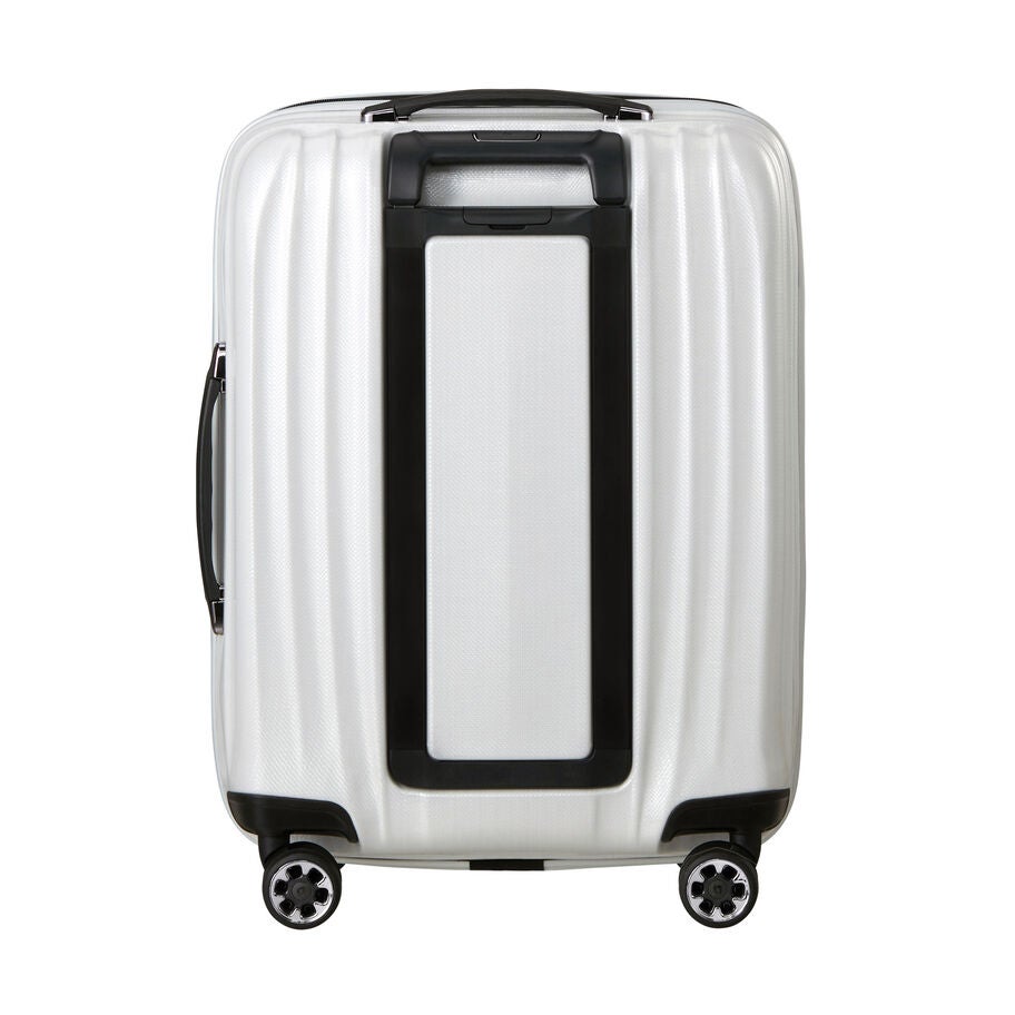 Samsonite Nexis Spinner Carry-On&trade; in the color Cotton White. image number 3