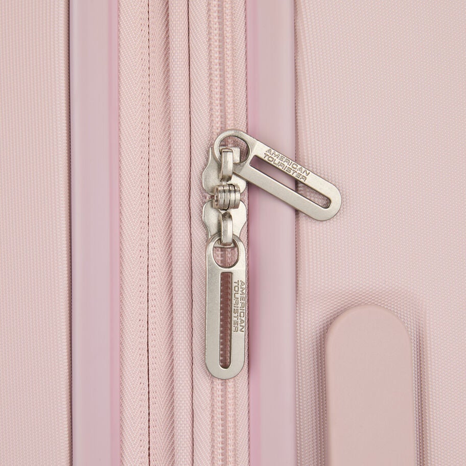 American Tourister Stratum 3.0 valise grand &agrave; roues in the color Rose rougir. image number 4