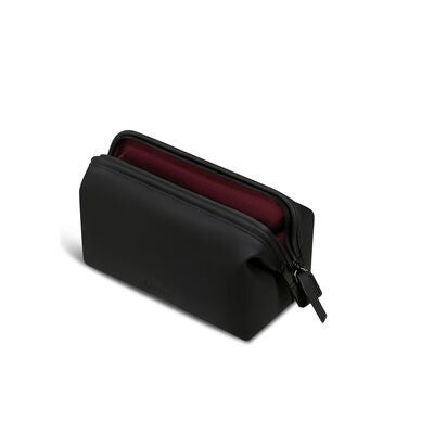 Lipault Petite trousse de toilette Lost In Berlin in the color Noir.