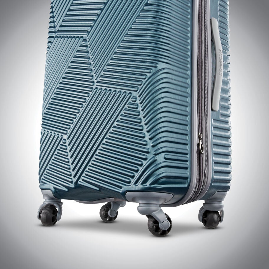 American Tourister Airweave Spinner CarryOn™