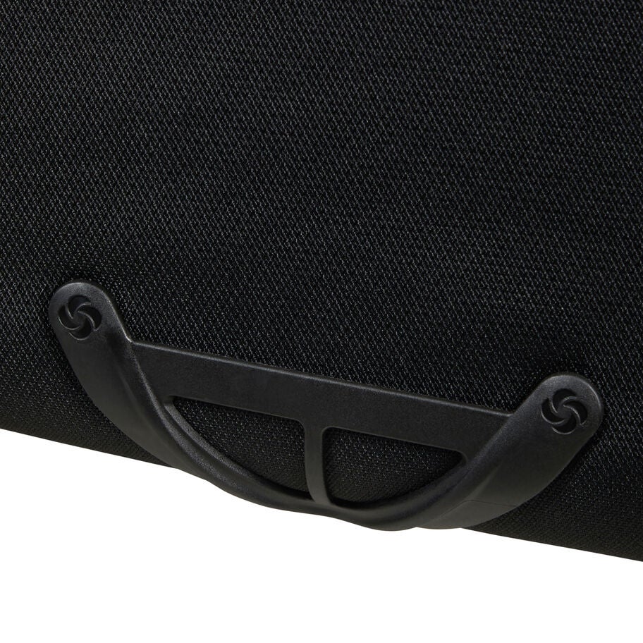 Samsonite Vaycay Spinner Medium in the color Black. image number 8