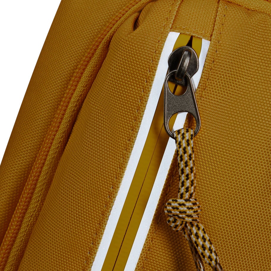 American Tourister BrightUp Sling Bag in the color Yellow. image number 8