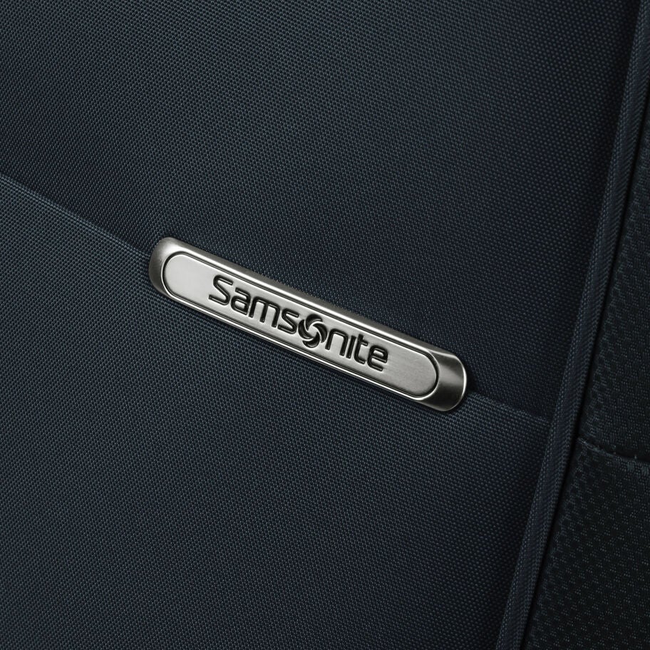Samsonite D'Lite Spinner Carry-On&trade; in the color Midnight Blue. image number 10