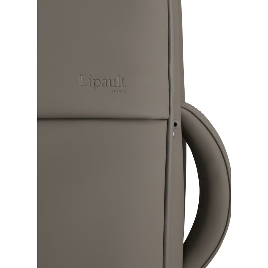 Lipault LOST IN BERLIN Cabin Spinner 2.0 in the color Ash Stone. image number 6