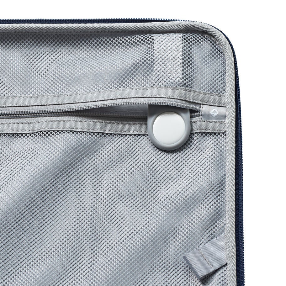 Samsonite Paralux Hardside Spinner Large in the color Midnight Navy. image number 4