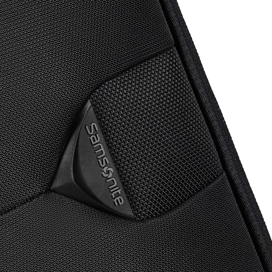 Samsonite Urbify Valise Vertical Pour Sous le Si&egrave;ge (20 po) in the color Noir. image number 8