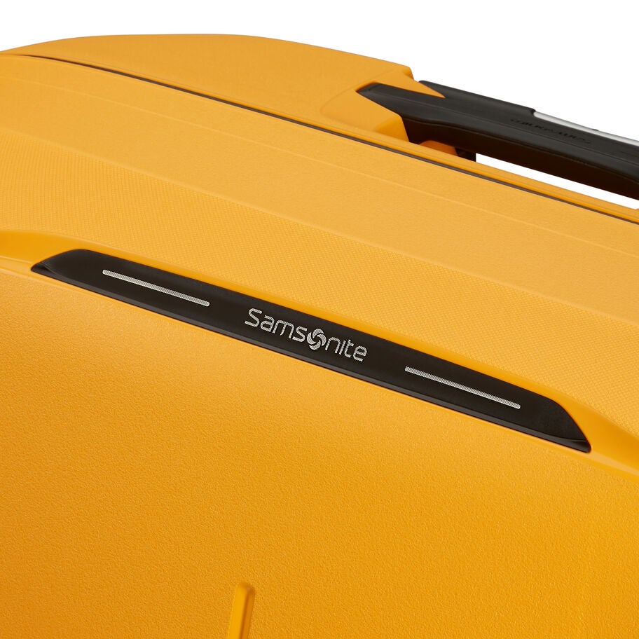 Samsonite Essens Spinner Large in the color Radiant Yellow. image number 10