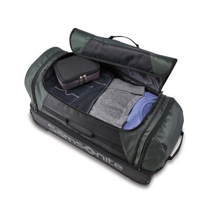 Samsonite Andante 2 Wheeled Duffle 28" in the color All Black.