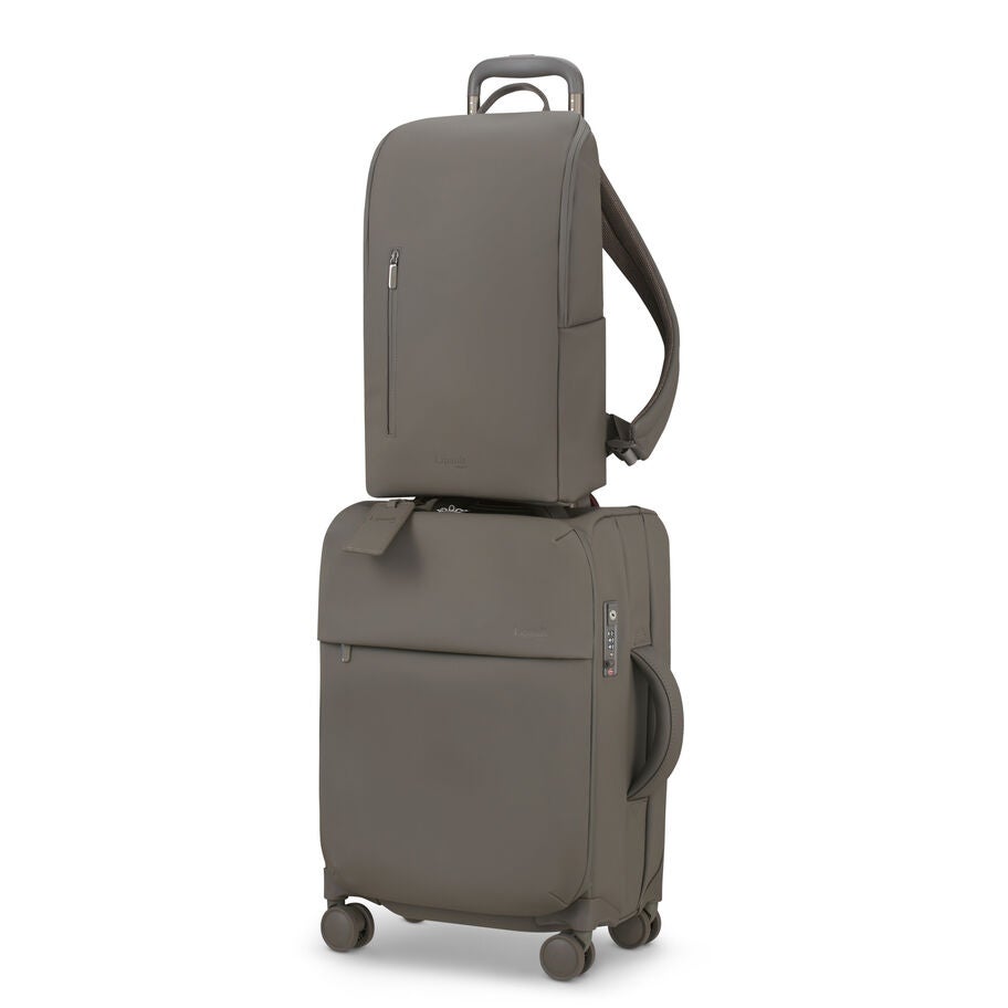 Lipault Sac &agrave; dos Saint-Germaine in the color Ash Stone. image number 6