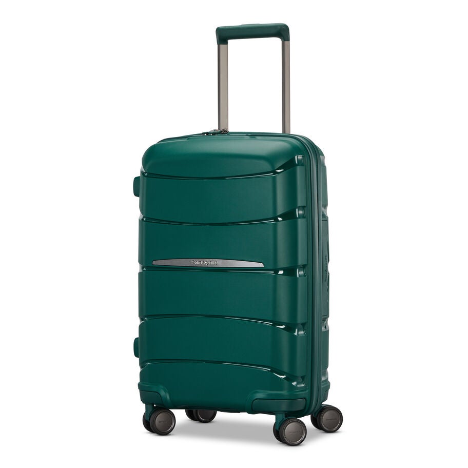 Samsonite Outline Pro Spinner Carry-On&trade; in the color Emerald Green. image number 0