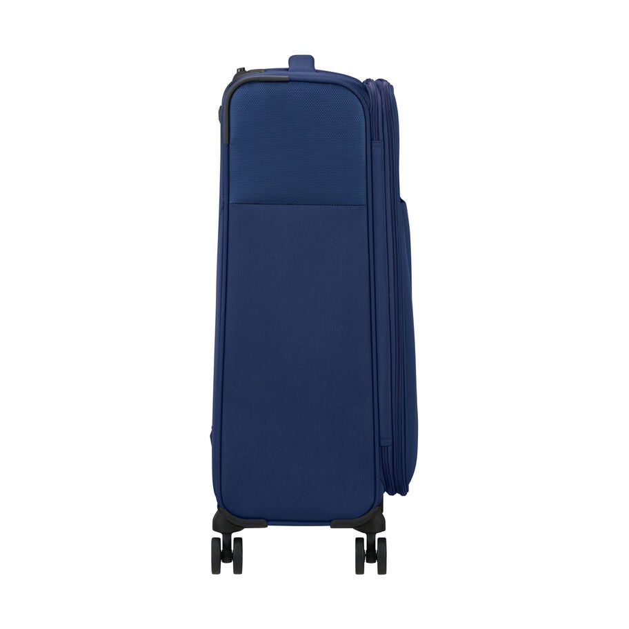 American Tourister Sun Break Spinner Medium in the color Navy. image number 5