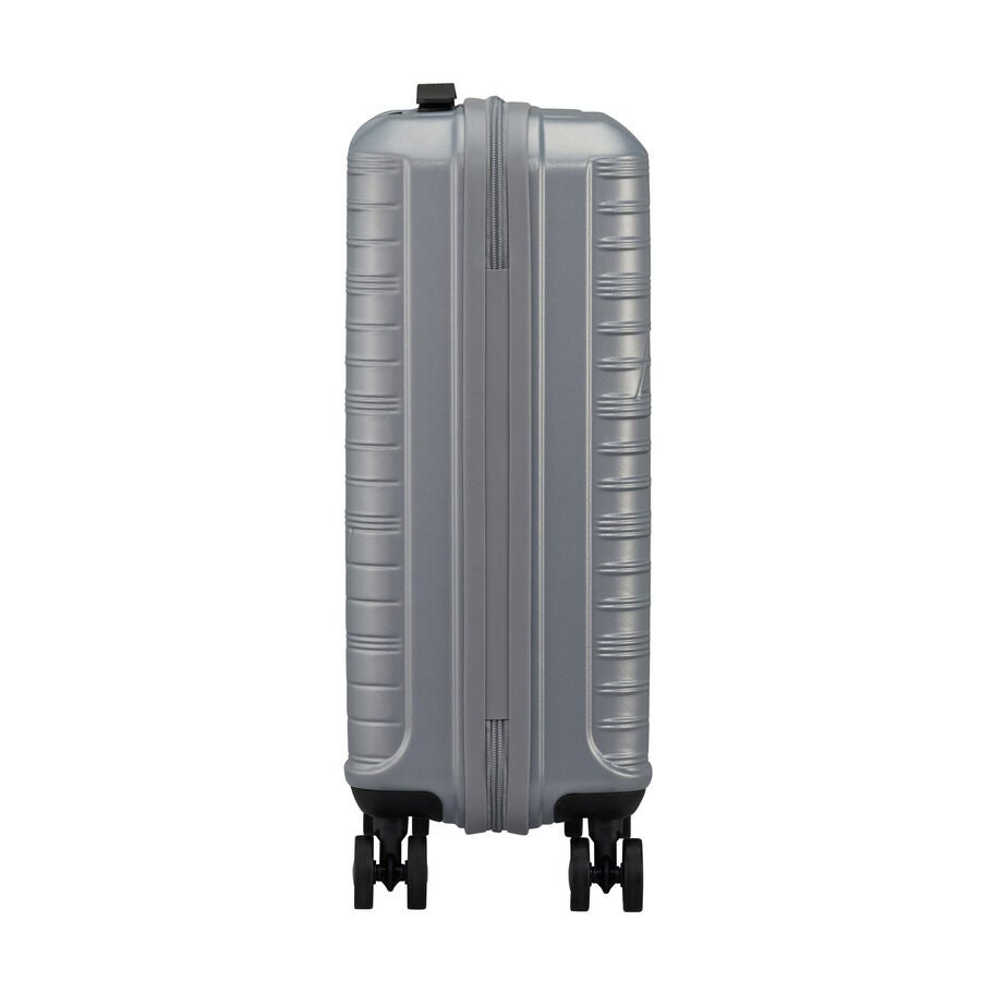 American Tourister Surftime Spinner Carry-On&trade; in the color Silver. image number 5