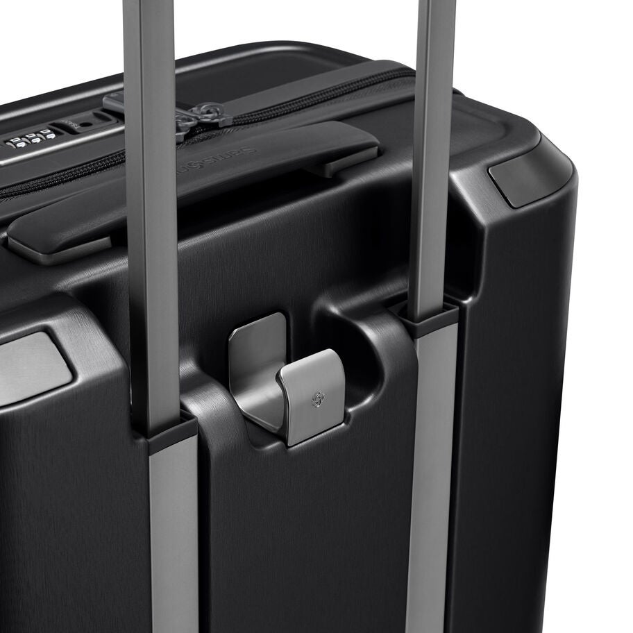 Samsonite Evoa Z Spinner Carry-On&trade; in the color Black. image number 8