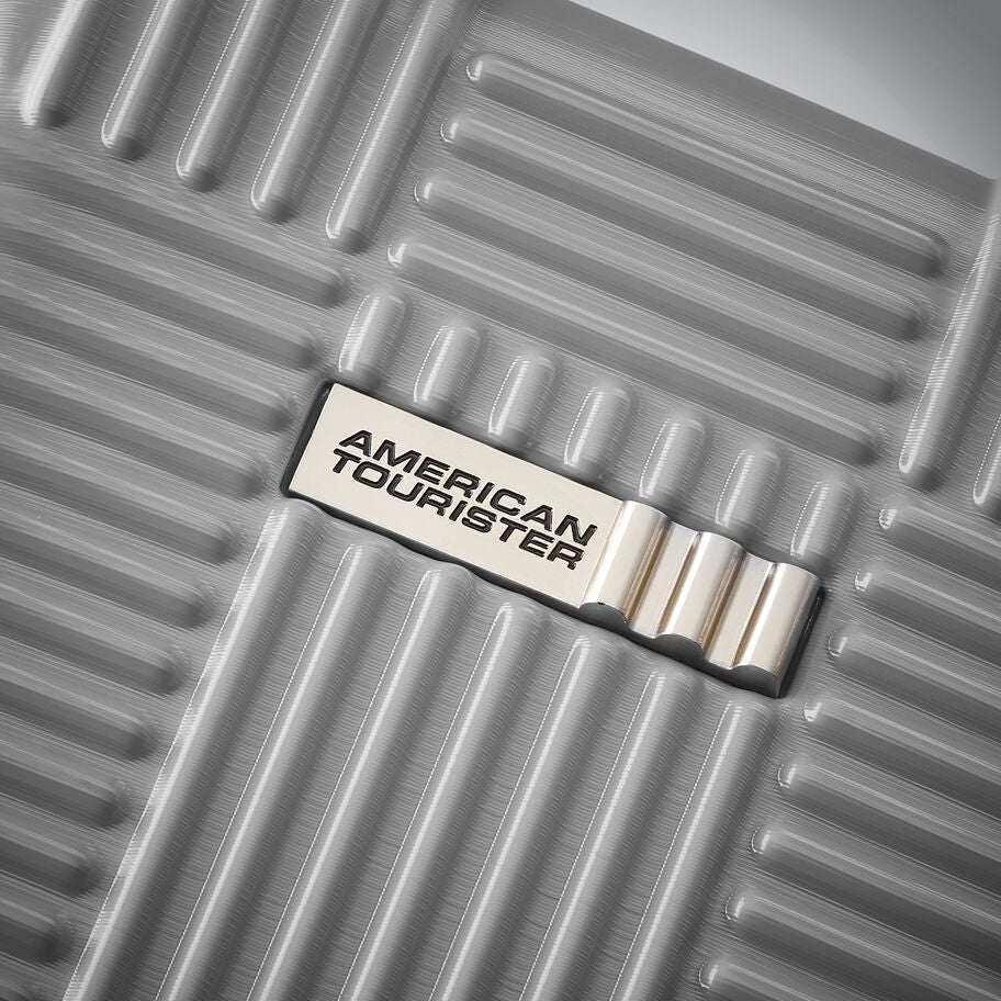 American Tourister UNIFY Spinner Carry-On&trade; in the color Silver. image number 6