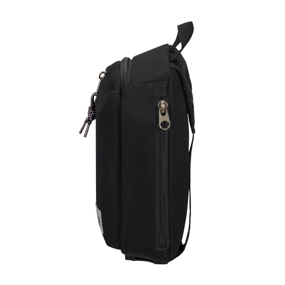 American Tourister BrightUp Sling Bag in the color Black. image number 2