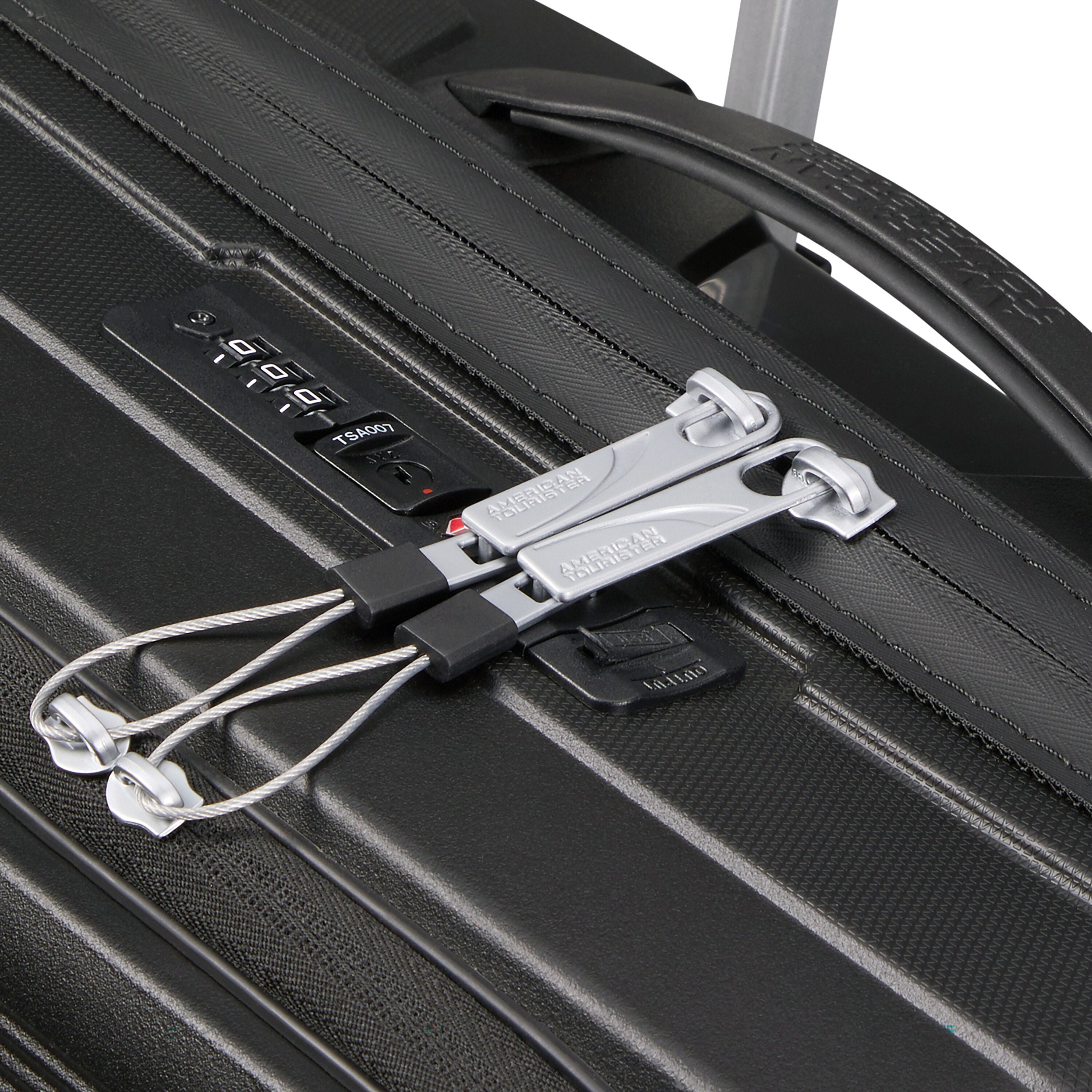 ツッパリテール 30cm up American Tourister Airconic Spinner Frontload Carry-On™