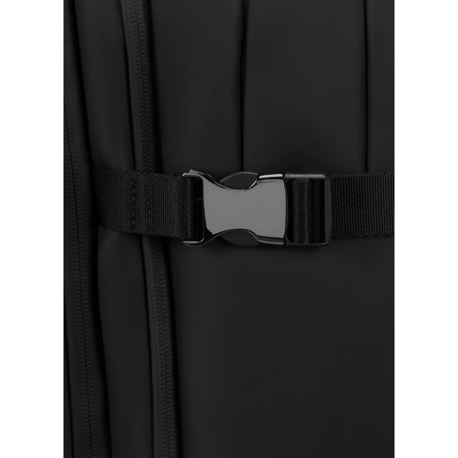 Lipault LOST IN BERLIN Travel Backpack 2.0 in the color Black. image number 5