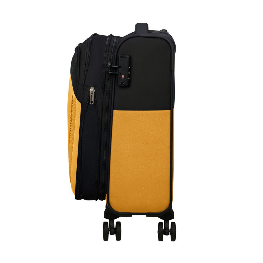 American Tourister Daring Dash valise de cabine &agrave; roues in the color Noir/Jaune. image number 4