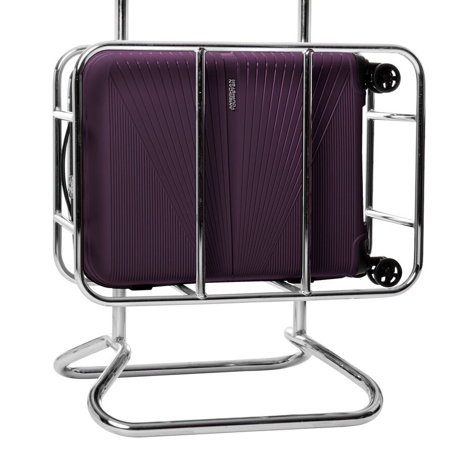 American Tourister Airconic valise de cabine &agrave; roues in the color Prune Fonc&eacute;e. image number 2