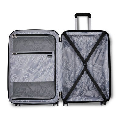American Tourister Stratum 3.0 Spinner Large in the color Black.