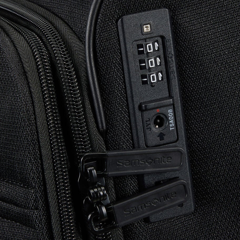 Samsonite Vaycay Spinner Medium in the color Black. image number 10
