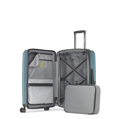 Samsonite ICON Spinner Medium in the color Teal.