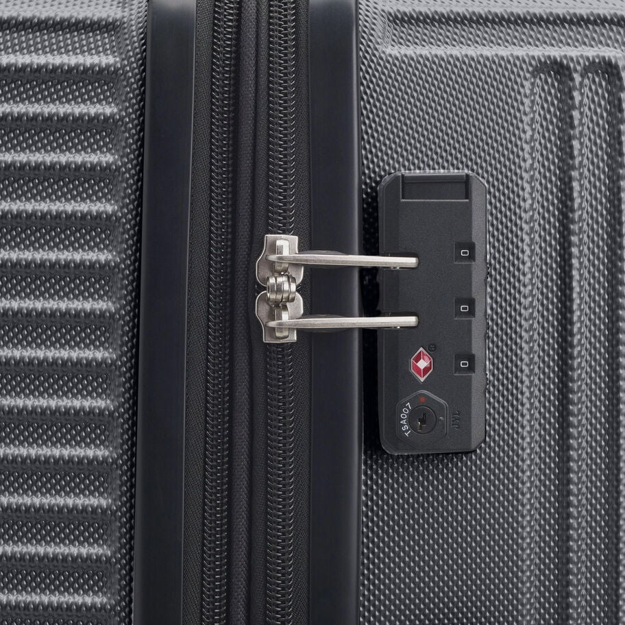 Samsonite Trek Spinner Medium in the color Charcoal. image number 5