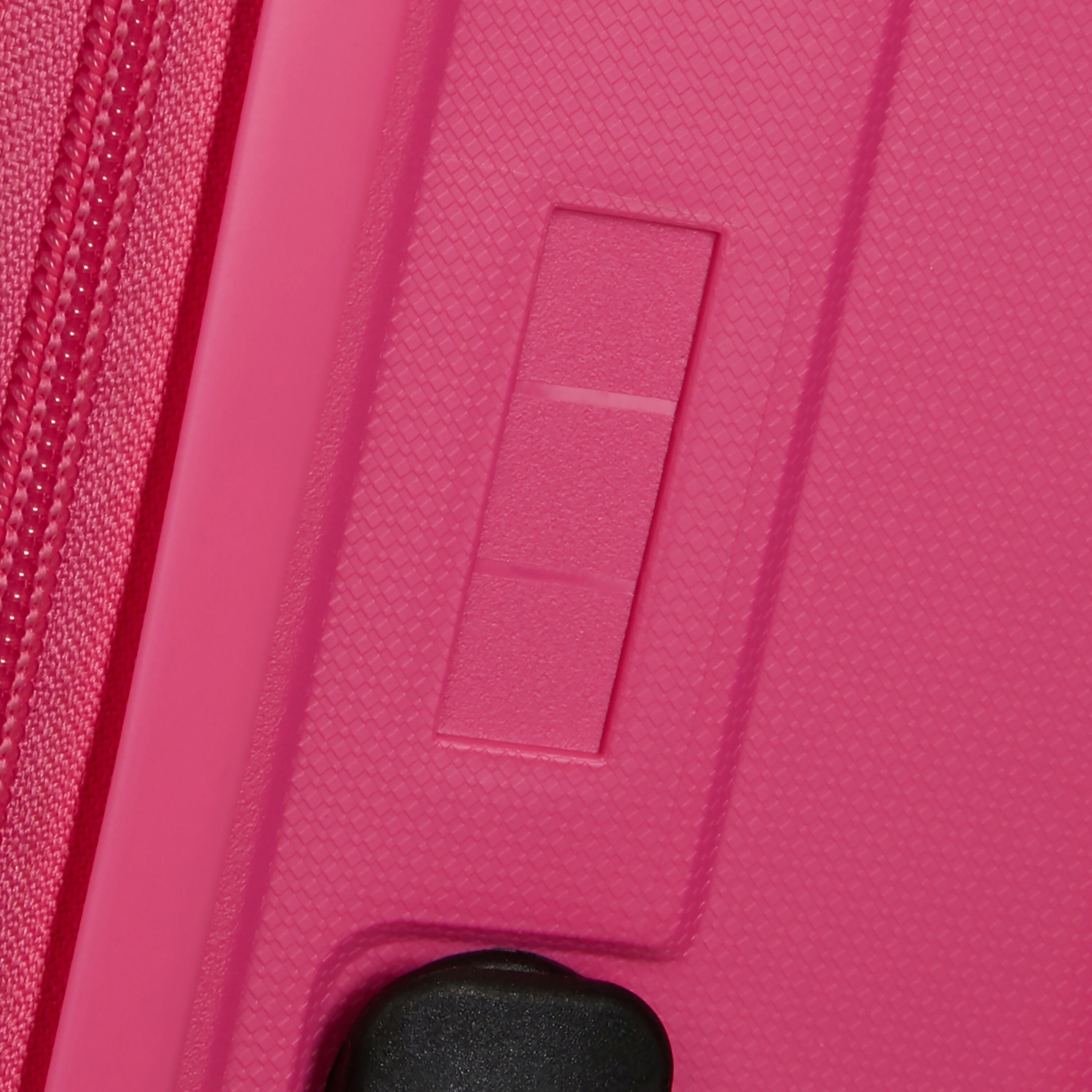 American Tourister Rejoy Spinner Medium