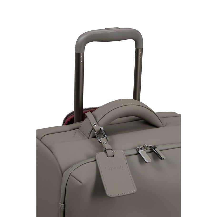 Lipault LOST IN BERLIN Valise Cabin 2.0 in the color Pierre de fr&ecirc;ne. image number 3