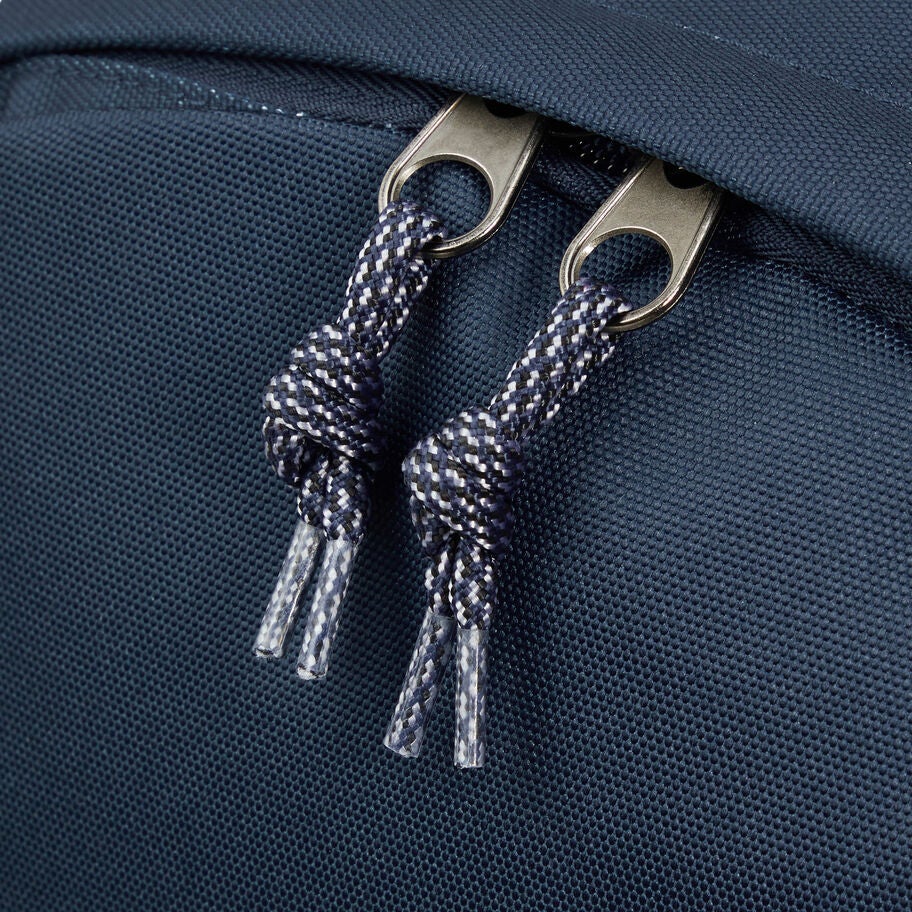 American Tourister BrightUp Sac &agrave; Dos in the color Marine. image number 11