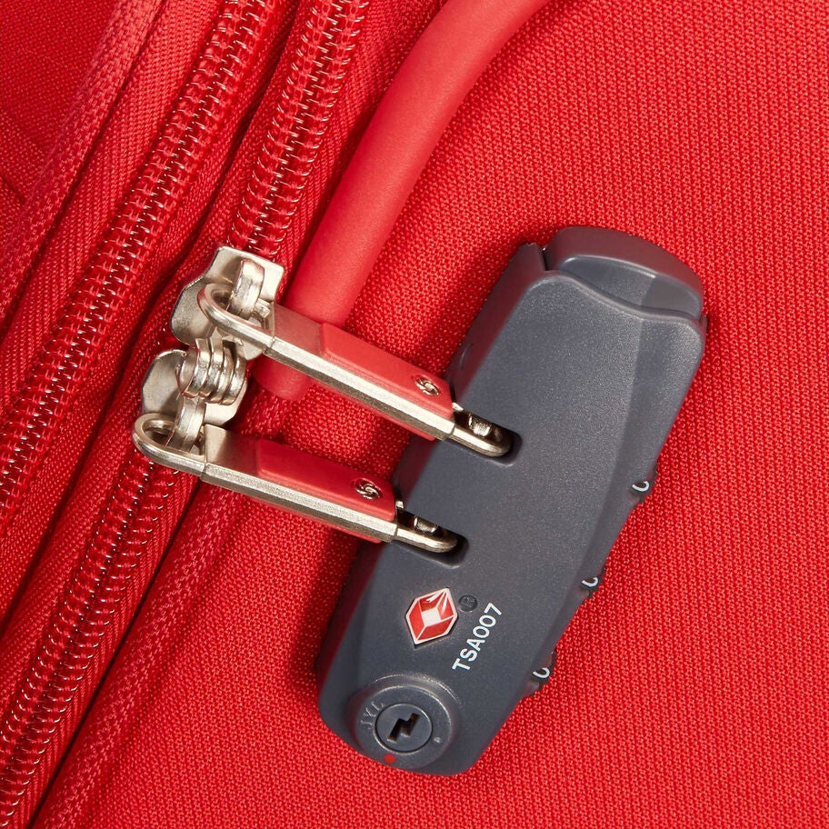 Samsonite Base Boost Spinner Medium in the color Red. image number 8