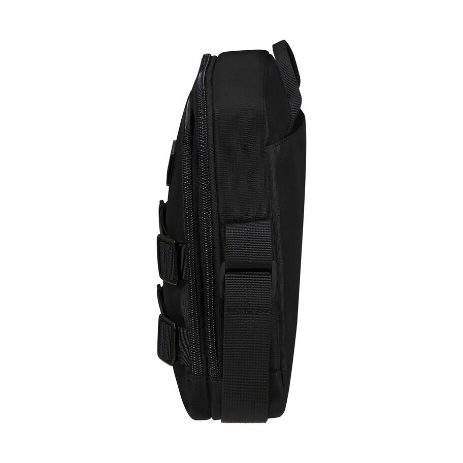Samsonite SackMod Crossbody Medium in the color Black. image number 6