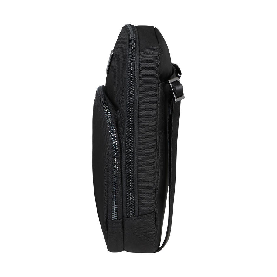Samsonite SackSquare Crossbody Small in the color Black. image number 4