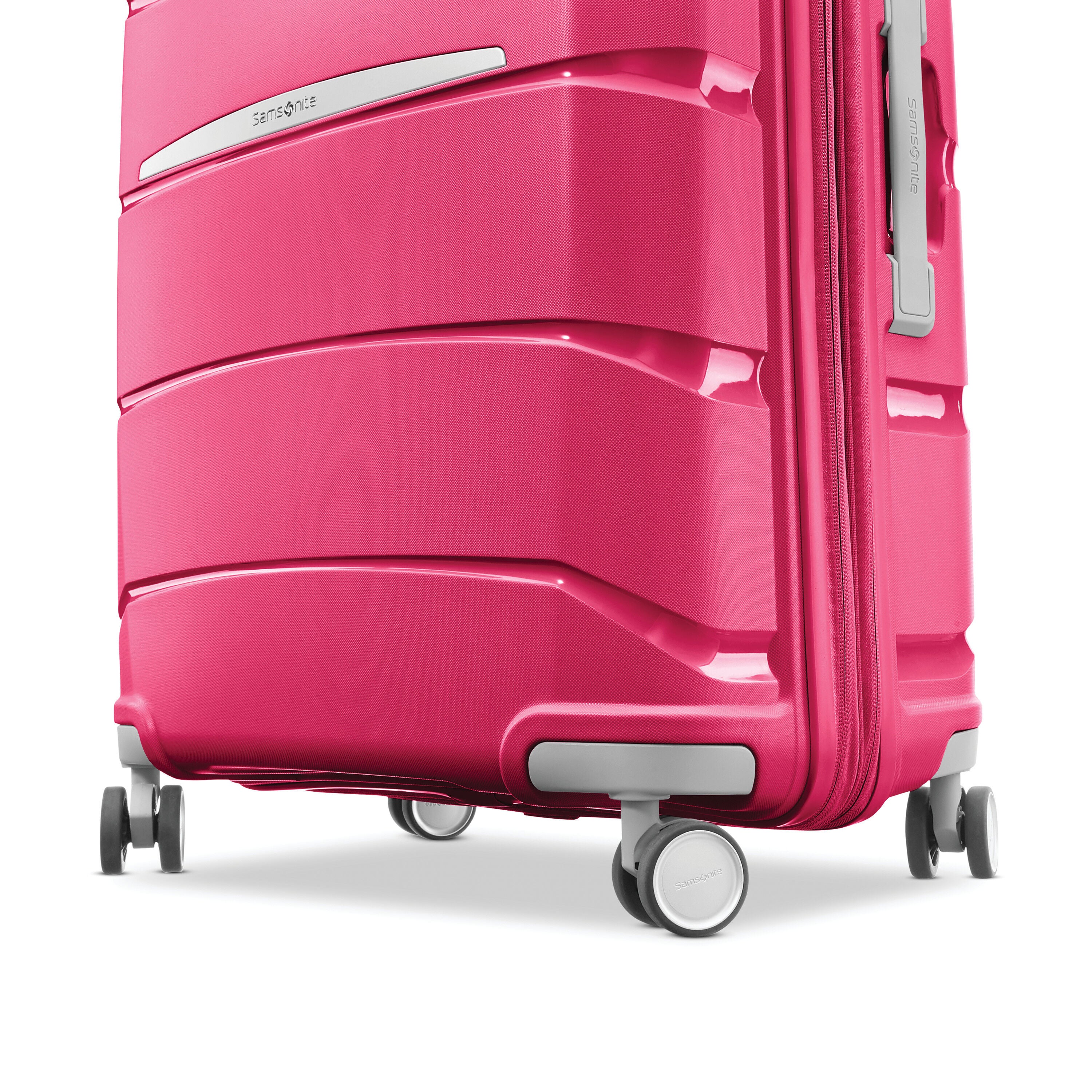 Outline Pro CarryOn Spinner Hardside Carry On Luggage Samsonite