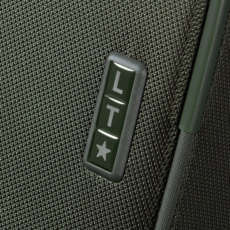 Samsonite Re-Lite Spinner Grand in the color Climbing Ivy. image number 11