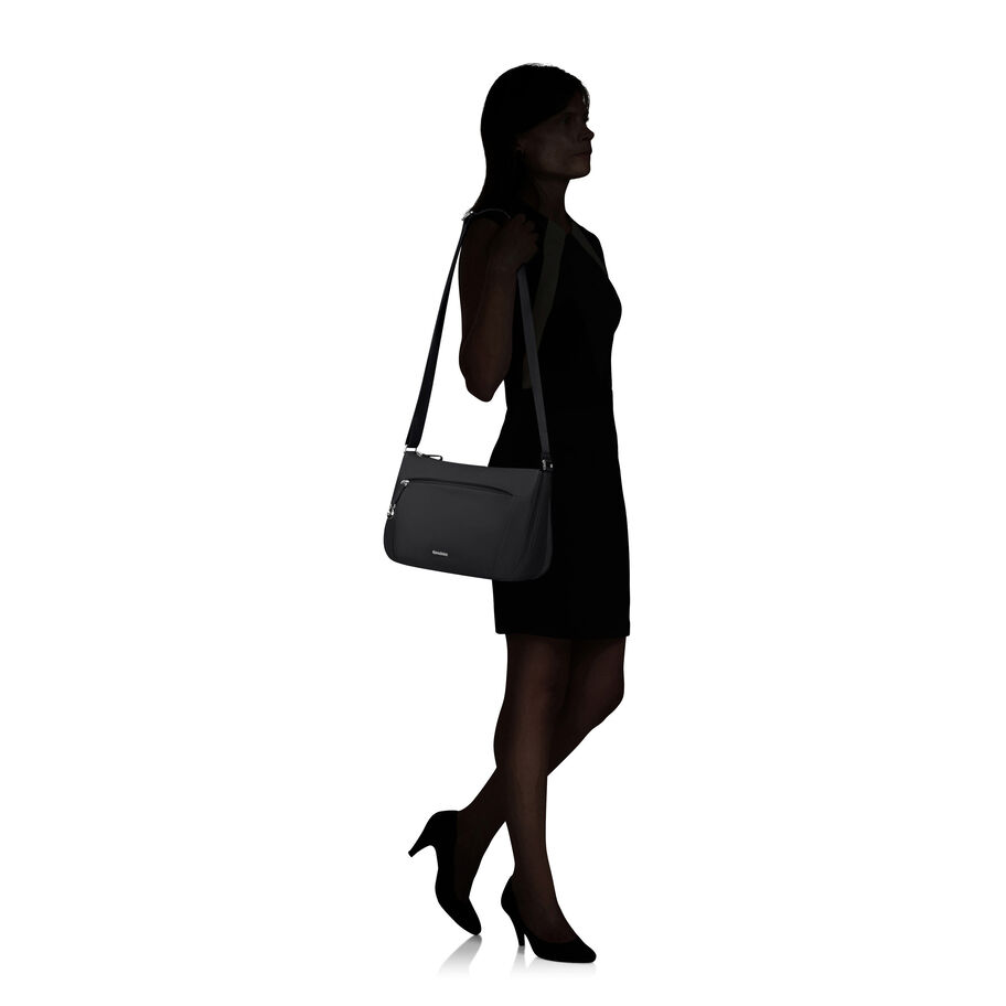 Samsonite Move 5.0 Sac Hobo in the color Noir. image number 5