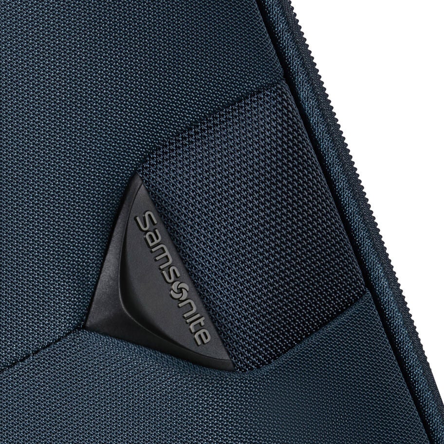 Samsonite Urbify Spinner Large in the color Navy Blue. image number 9