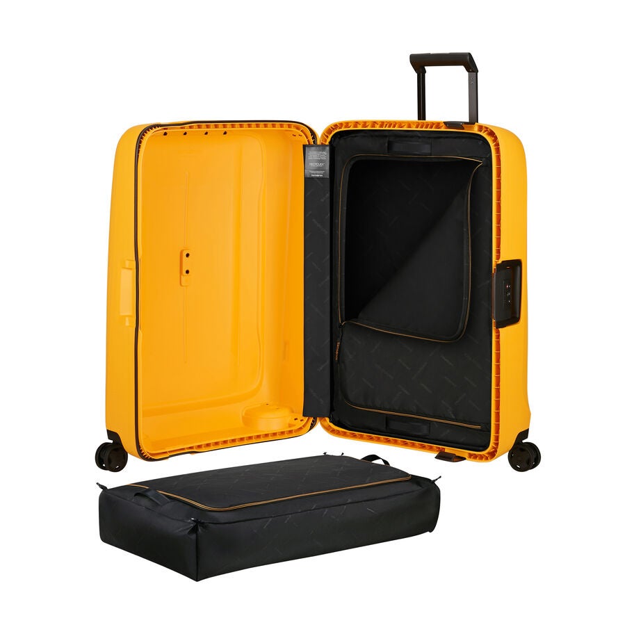 Samsonite Essens Spinner Large in the color Radiant Yellow. image number 3