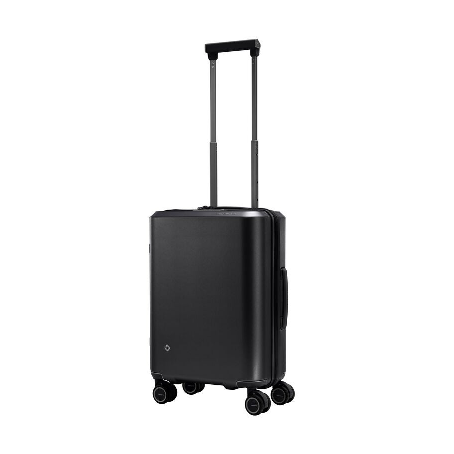 Samsonite Evoa Z Spinner Carry-On&trade; in the color Black. image number 12