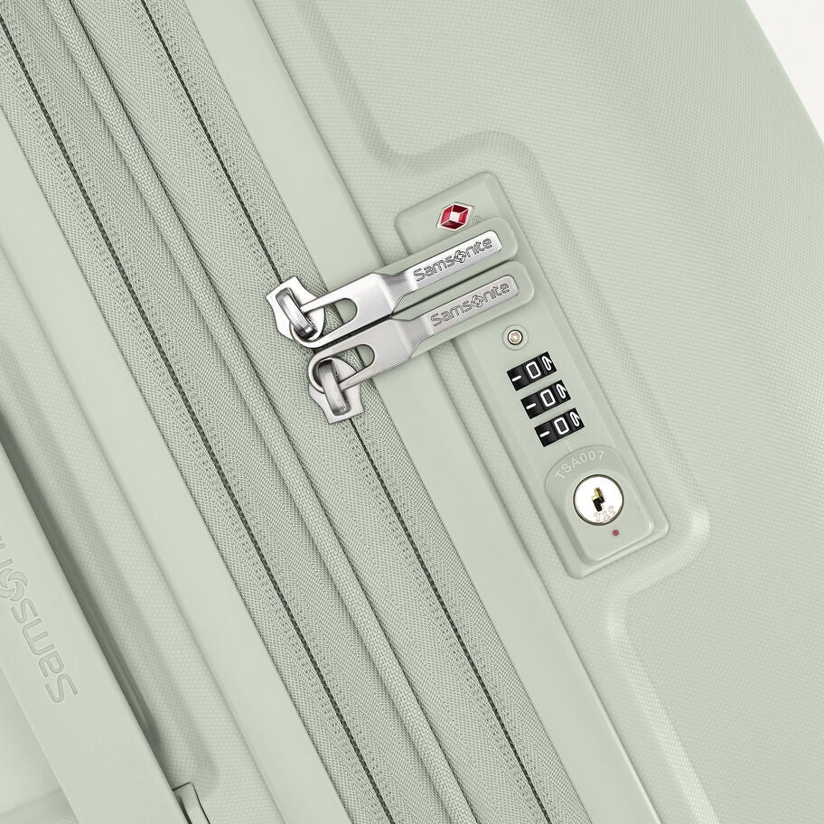 Samsonite Outline Pro Spinner Medium in the color Sage. image number 4