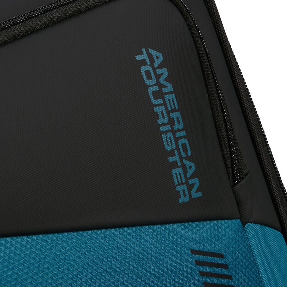 American Tourister Daring Dash valise moyen &agrave; roues in the color Noir/Bleu. image number 7