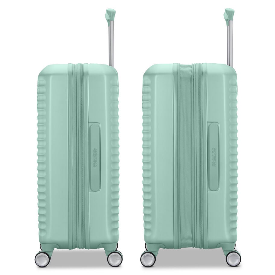 American Tourister Stratum 3.0 Spinner Medium in the color Surreal Green. image number 2