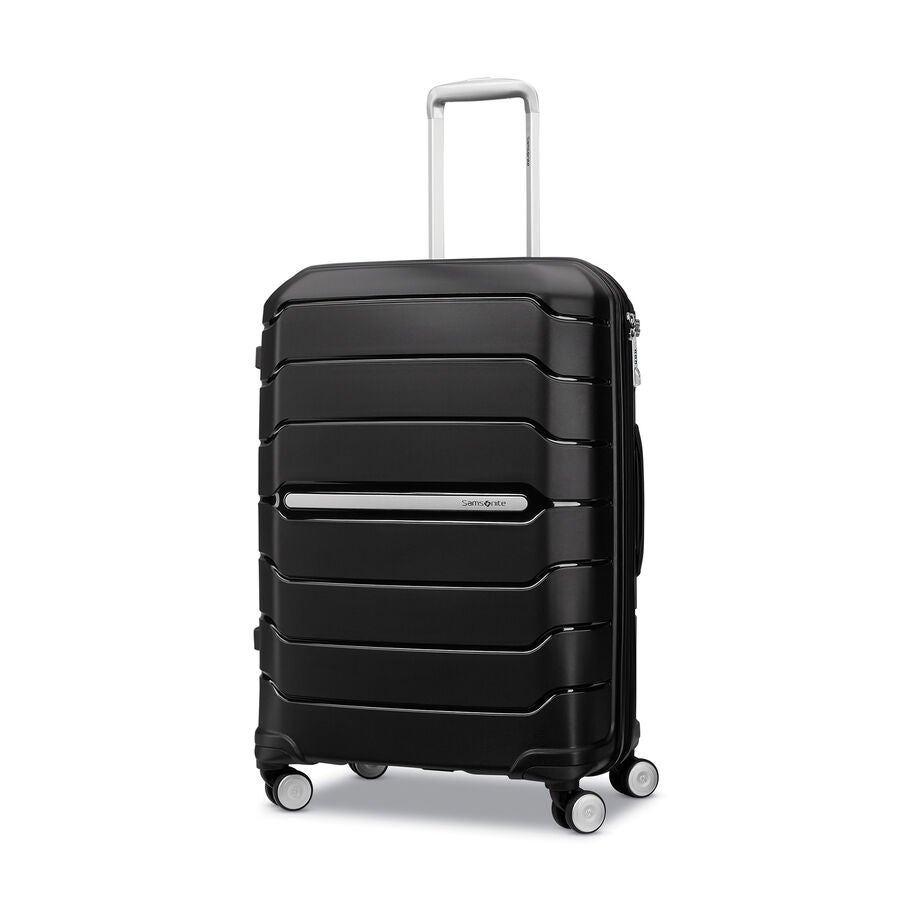 Samsonite Freeform&trade; Spinner Medium in the color Black. image number 0
