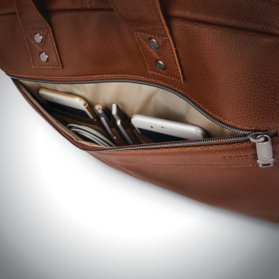 Samsonite Classic Leather Slim Brief in the color Cognac. image number 4