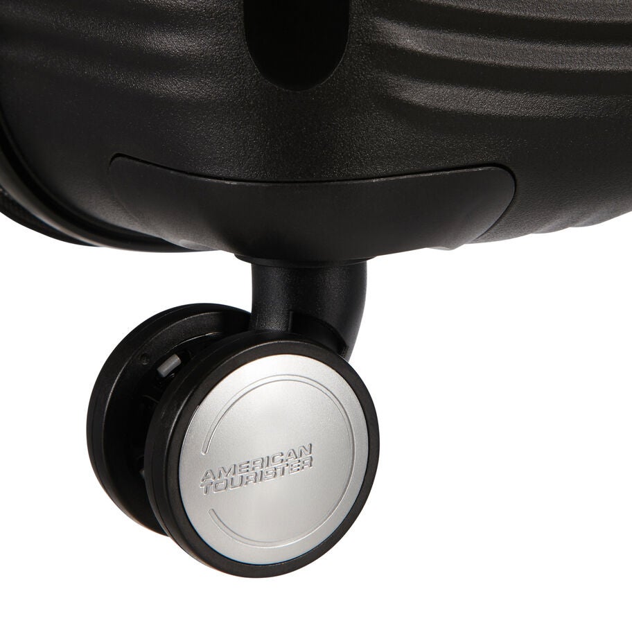 American Tourister Curio Spinner Medium in the color Bass Black. image number 5